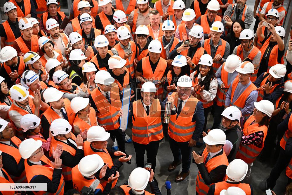 Emmanuel Macron visits the Envision AESC - Douai