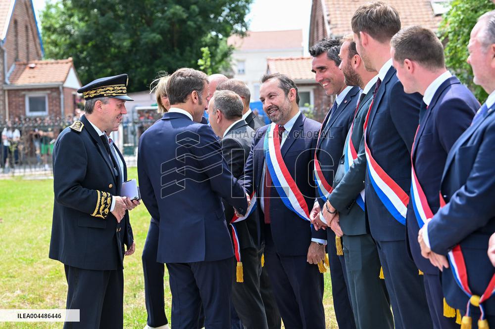 Emmanuel Macron Inaugurates Maison France Services - Wallers
