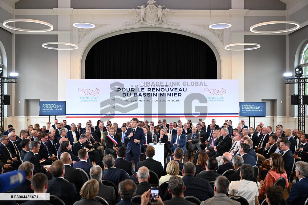 Emmanuel Macron Inaugurates Maison France Services - Wallers