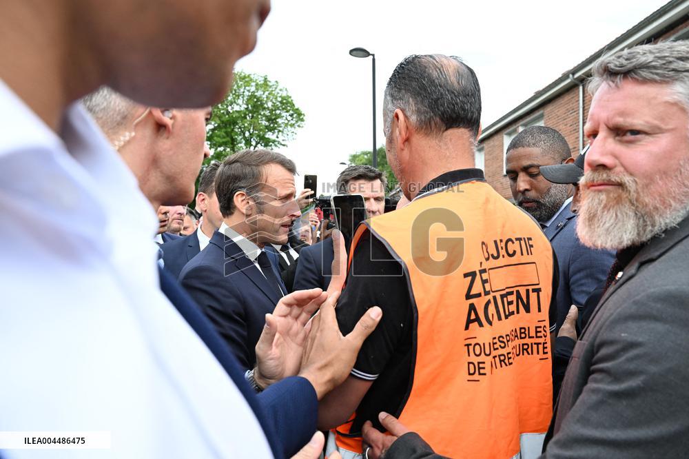 Emmanuel Macron Inaugurates Maison France Services - Wallers