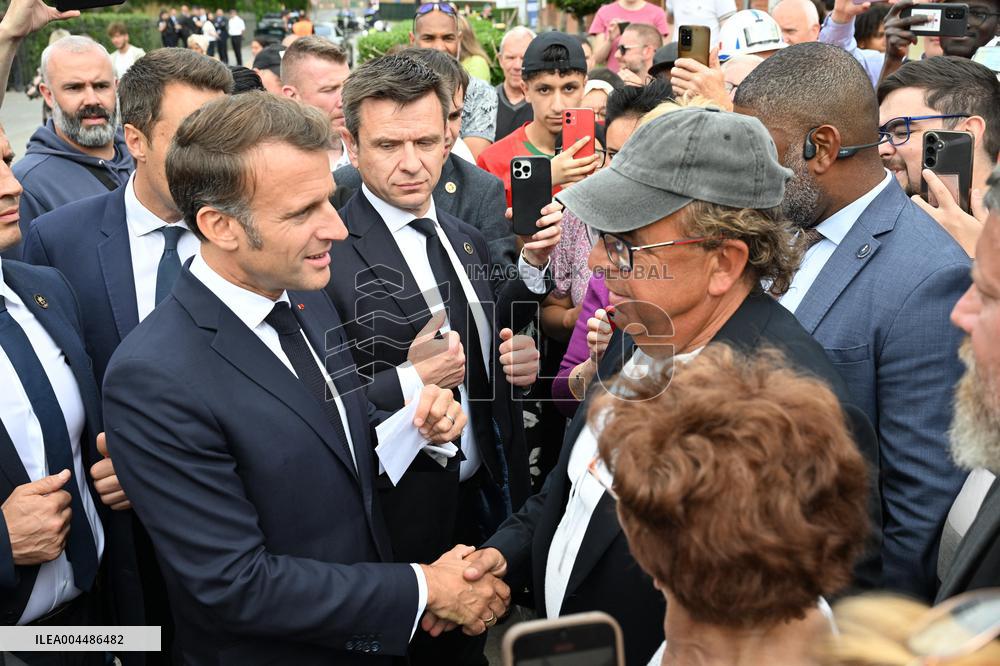 Emmanuel Macron Inaugurates Maison France Services - Wallers