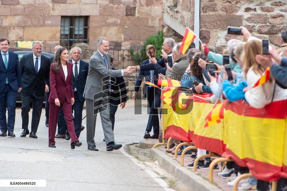 Royals At The 1200th Anniversary Of The Charter of Branosera - Spain