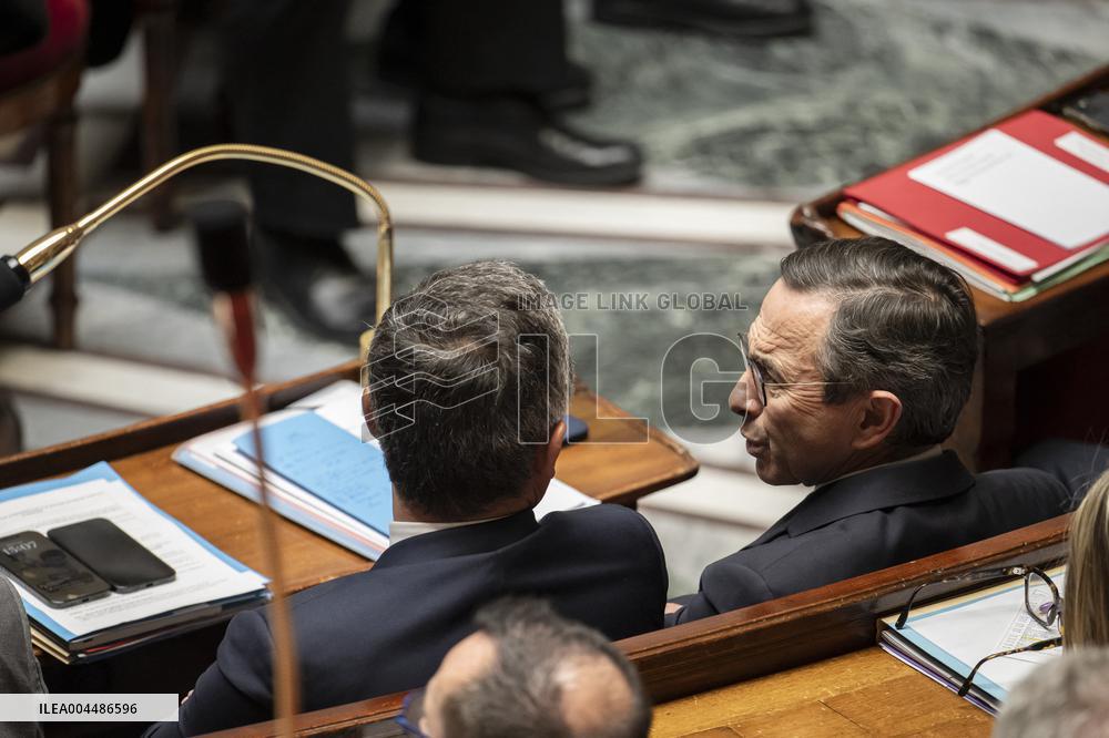 Questions To The Government - Paris