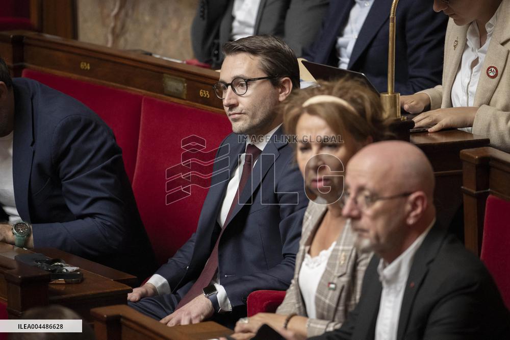 Questions To The Government - Paris