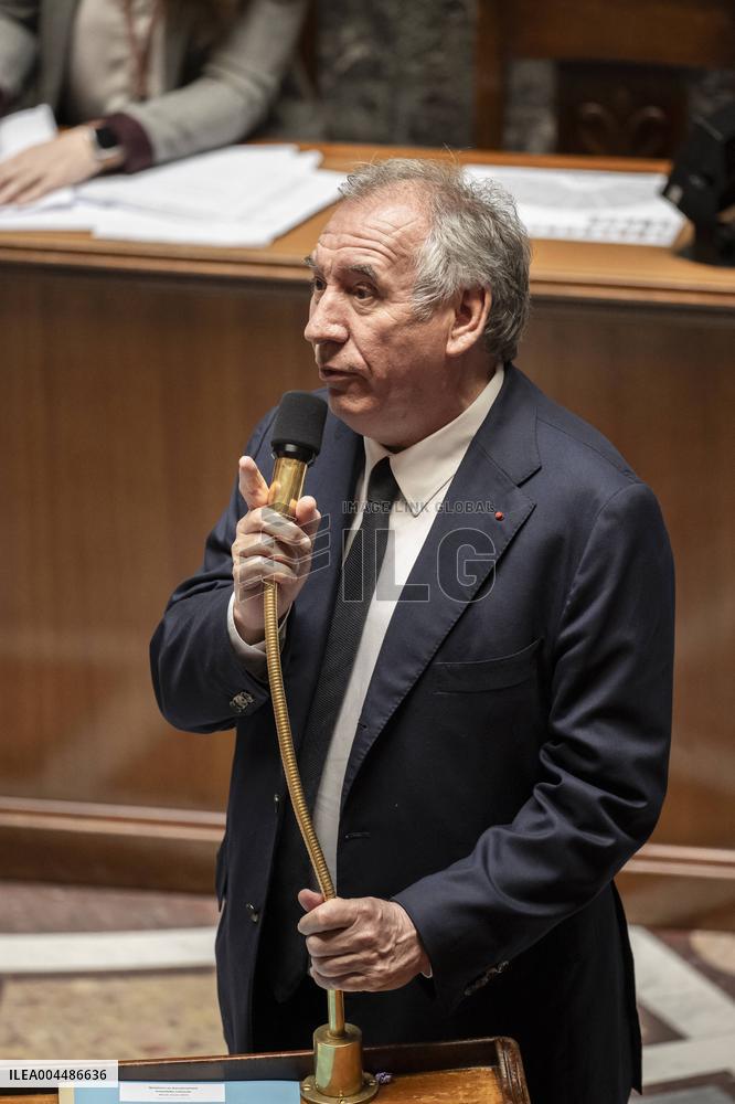 Questions To The Government - Paris