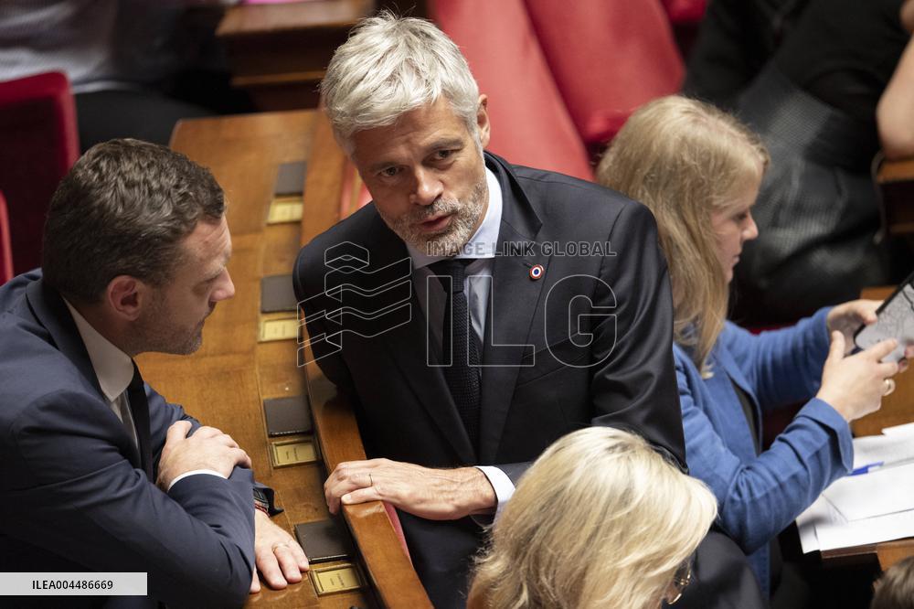 Questions To The Government - Paris