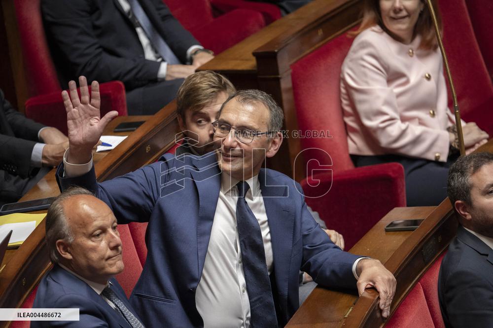 Questions To The Government - Paris