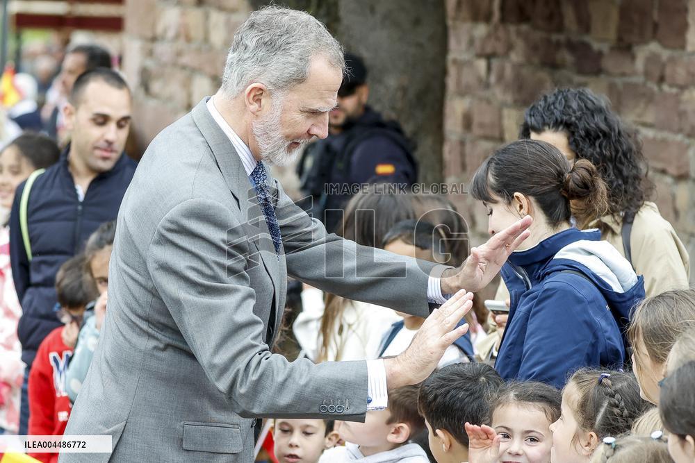 Royals At The 1200th Anniversary Of The Charter of Branosera - Spain