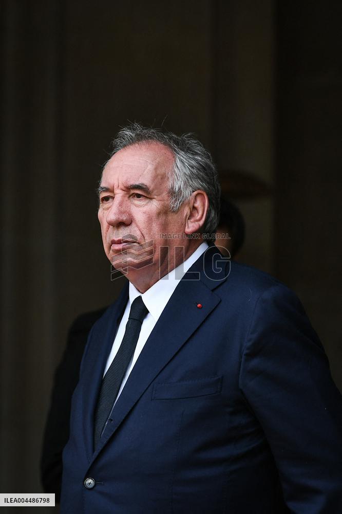 French PM Francois Bayrou welcomes Ukrainian PM Denys Shmyhal in Paris - FA