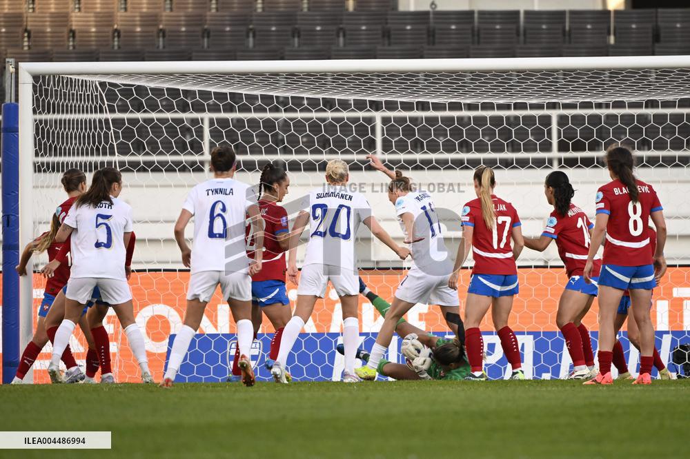 Jalkapallo: Suomi päättää naisten Kansojen liigan Serbiaa vastaan Helsingissä klo 20