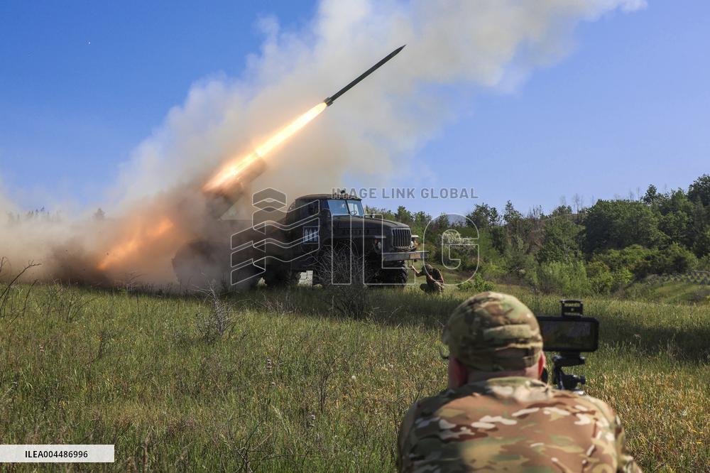 Combat work of Ukraines 30th Mechanized Brigade in Donetsk region