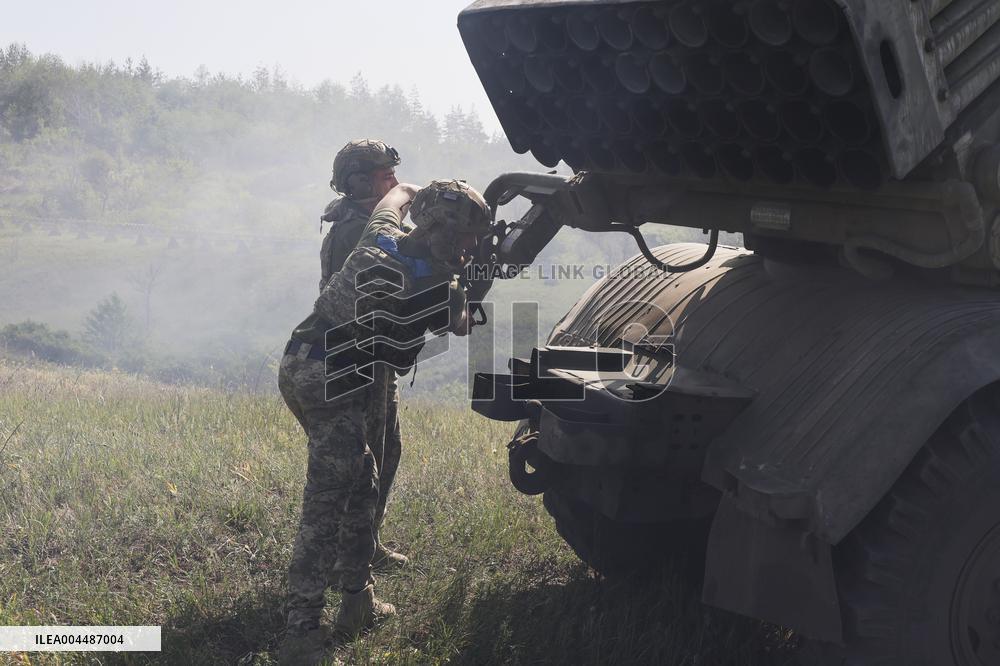 Combat work of Ukraines 30th Mechanized Brigade in Donetsk region