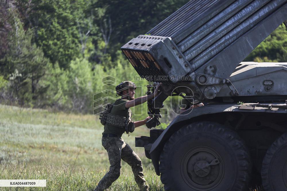 Combat work of Ukraines 30th Mechanized Brigade in Donetsk region