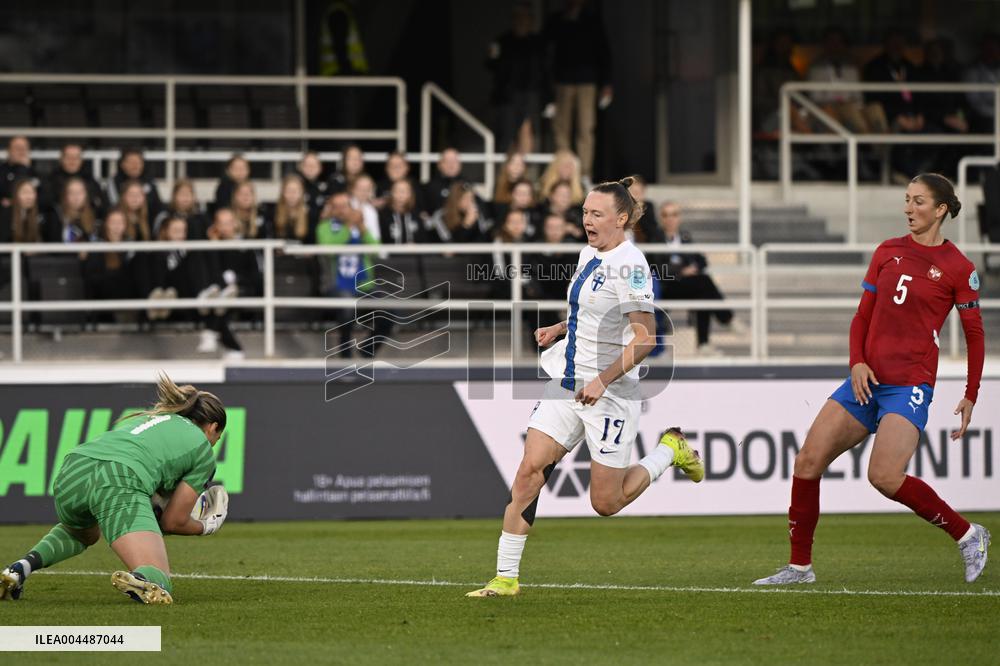 Jalkapallo: Suomi päättää naisten Kansojen liigan Serbiaa vastaan Helsingissä klo 20