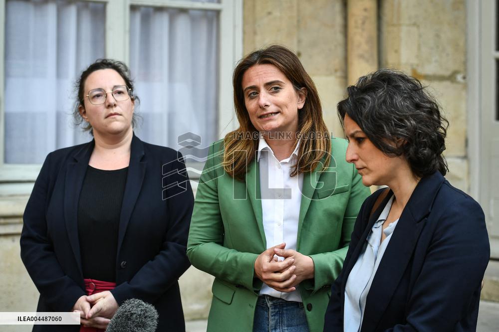 French PM Francois Bayrou receives party leaders in Paris - FA