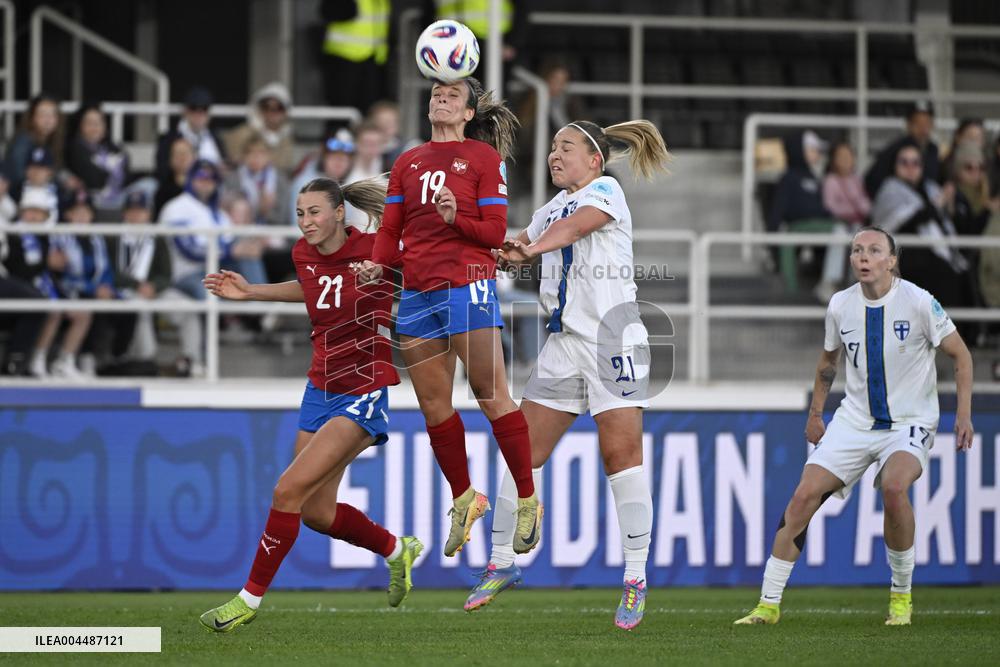 Jalkapallo: Suomi päättää naisten Kansojen liigan Serbiaa vastaan Helsingissä klo 20