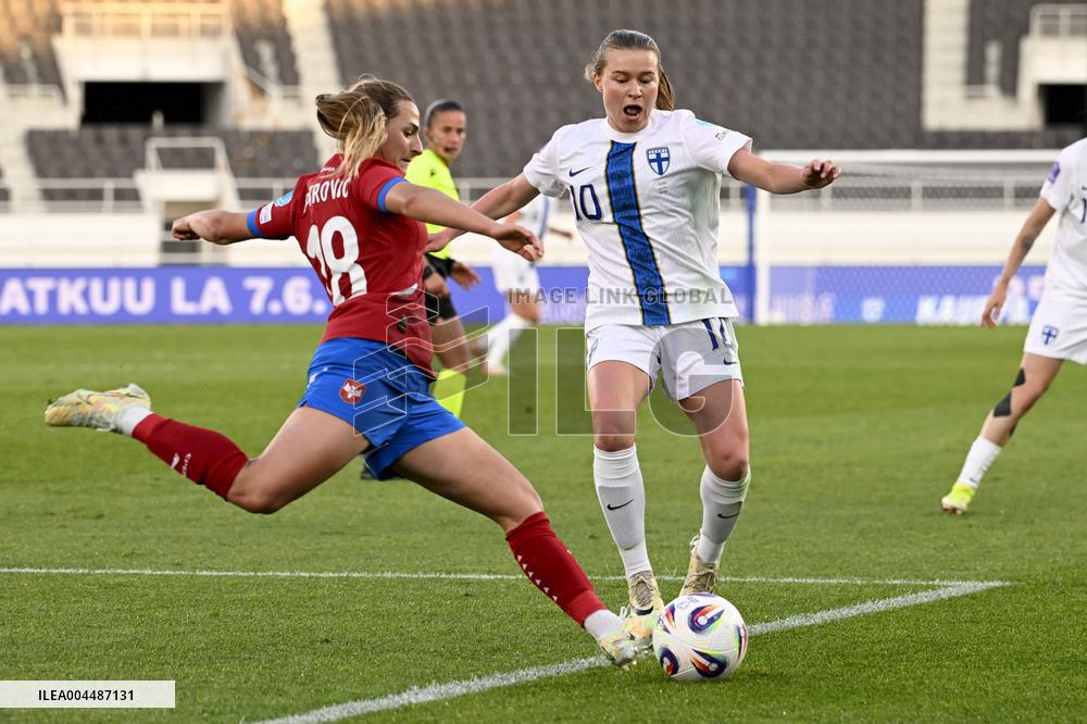 Jalkapallo: Suomi päättää naisten Kansojen liigan Serbiaa vastaan Helsingissä klo 20