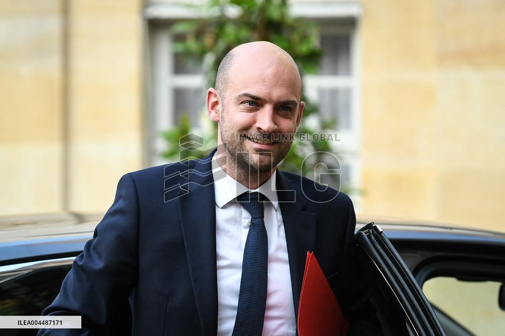 Jean-Noel Barrot arrives for a meeting with French PM Francois Bayrou in Paris - FA