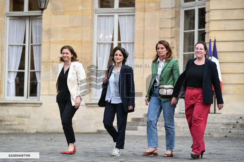 French PM Francois Bayrou receives party leaders in Paris - FA