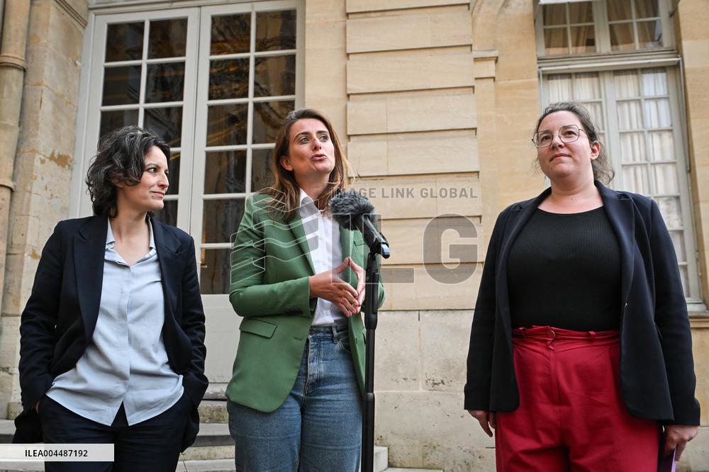 French PM Francois Bayrou receives party leaders in Paris - FA