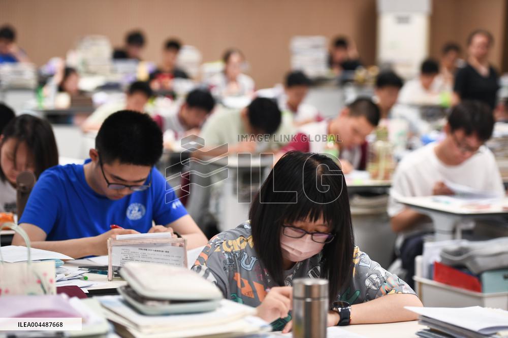 Gaokao Preparation in Nanjing