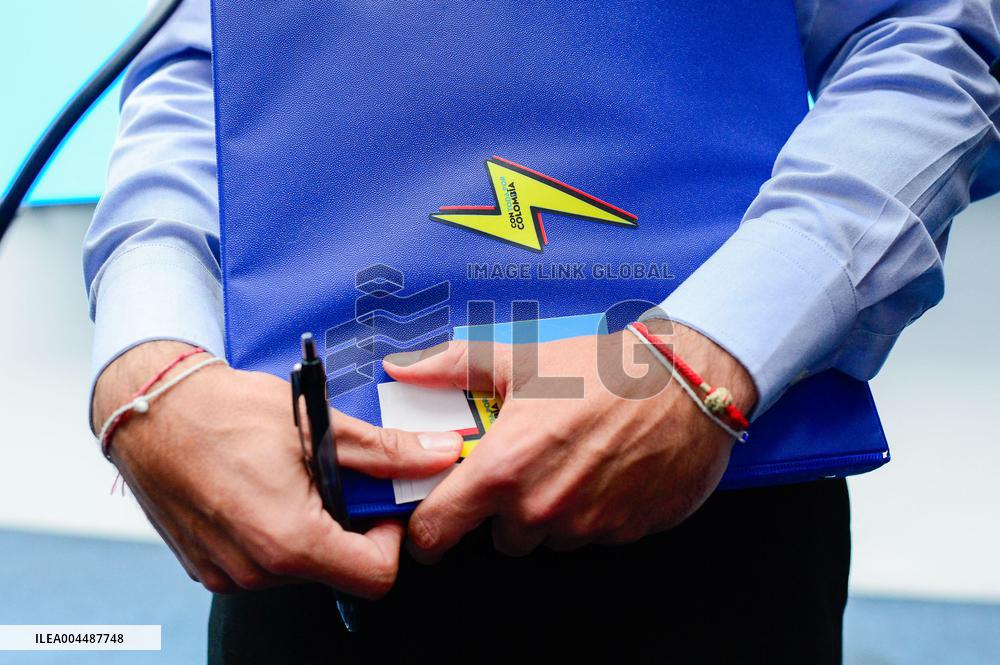 Juan Daniel Oviedo Makes Official His Pre-Candidacy for Presidential Elections in 2026