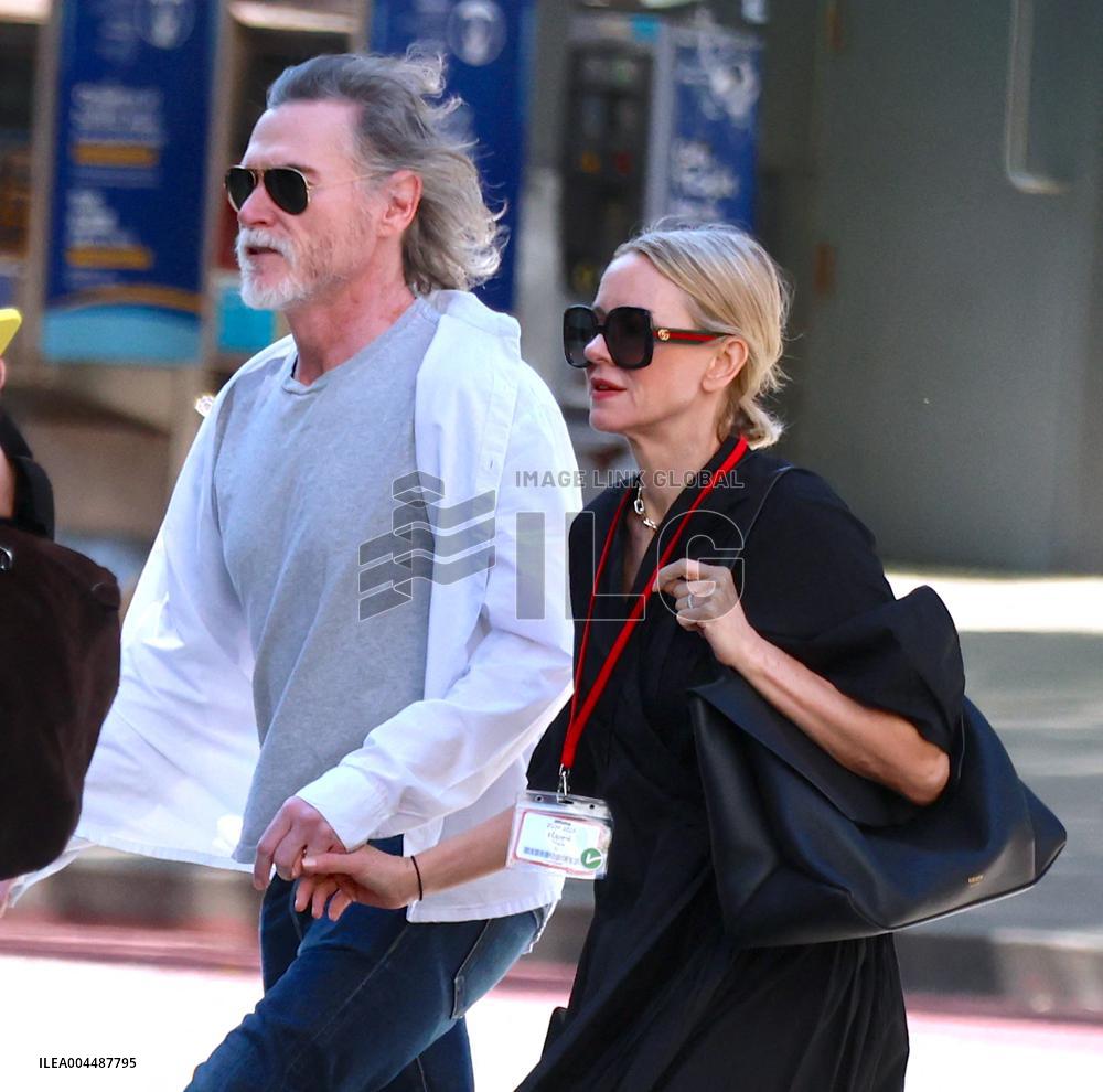 Noami Watts And Billy Crudup Riding Bike - NYC