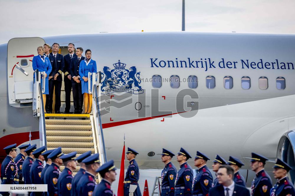 Royal Couple Arriving In Prague