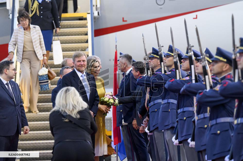Royal Couple Arriving In Prague