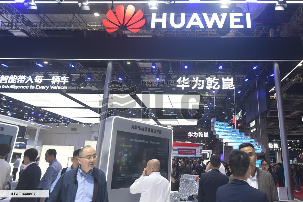 Xpeng Collaborates With Huawei
