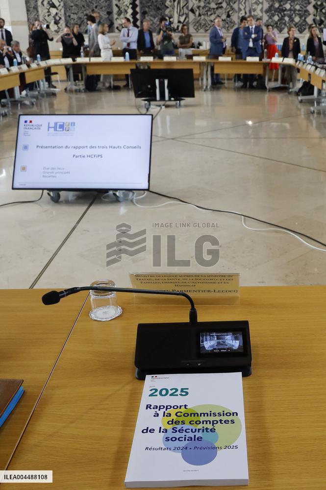 Social Security Budget Meeting at Bercy - Paris