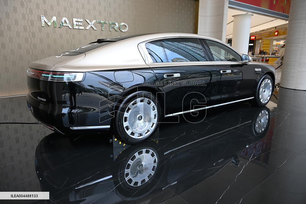 Huawei MAEXTRO S800 Luxury Car Popular in China
