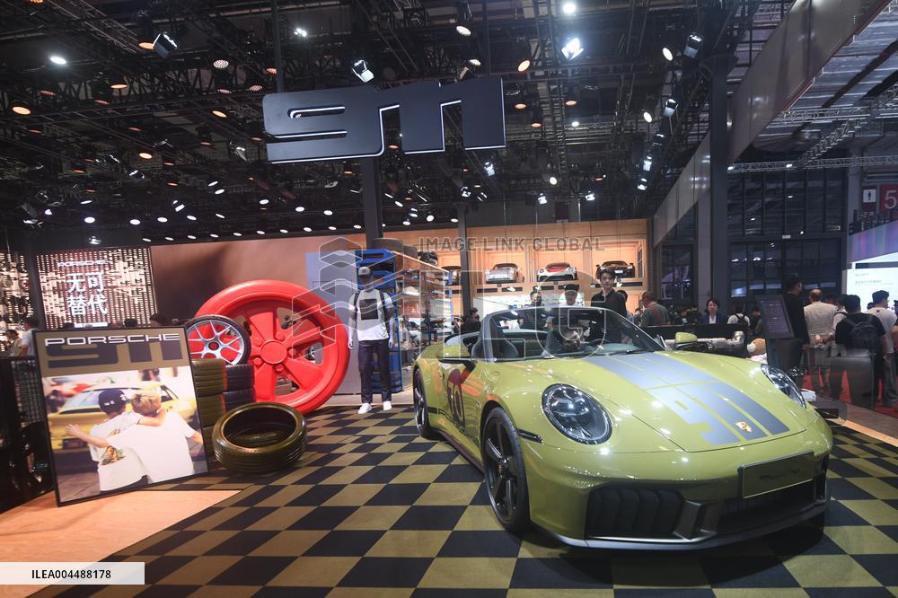 Porsche Reduces Prices