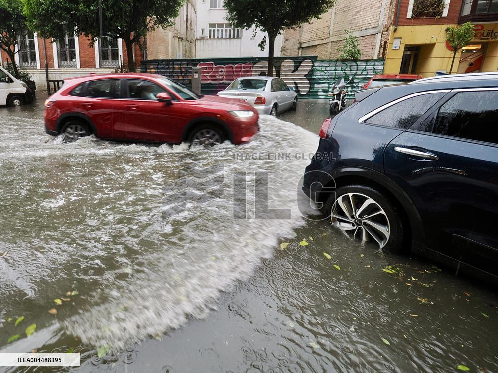 Heavy Downpour Causes at Least 50 Incidents - Spain