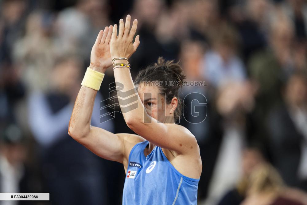 French Open - Lois Boisson Eliminates Mirra Andreeva in The Quarter-Finals