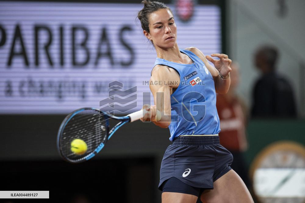 French Open - Lois Boisson Eliminates Mirra Andreeva in The Quarter-Finals