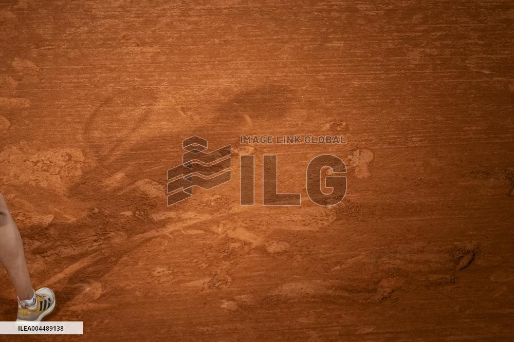 French Open - Lois Boisson Eliminates Mirra Andreeva in The Quarter-Finals