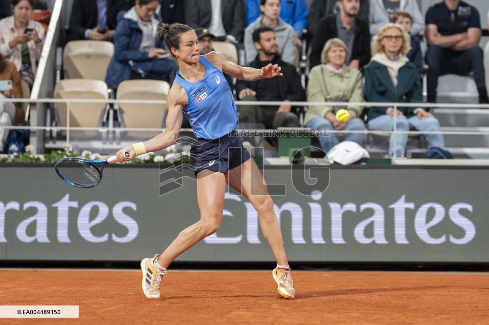 French Open - Lois Boisson Eliminates Mirra Andreeva in The Quarter-Finals