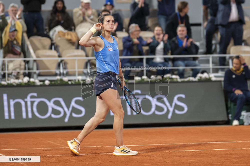 French Open - Lois Boisson Eliminates Mirra Andreeva in The Quarter-Finals