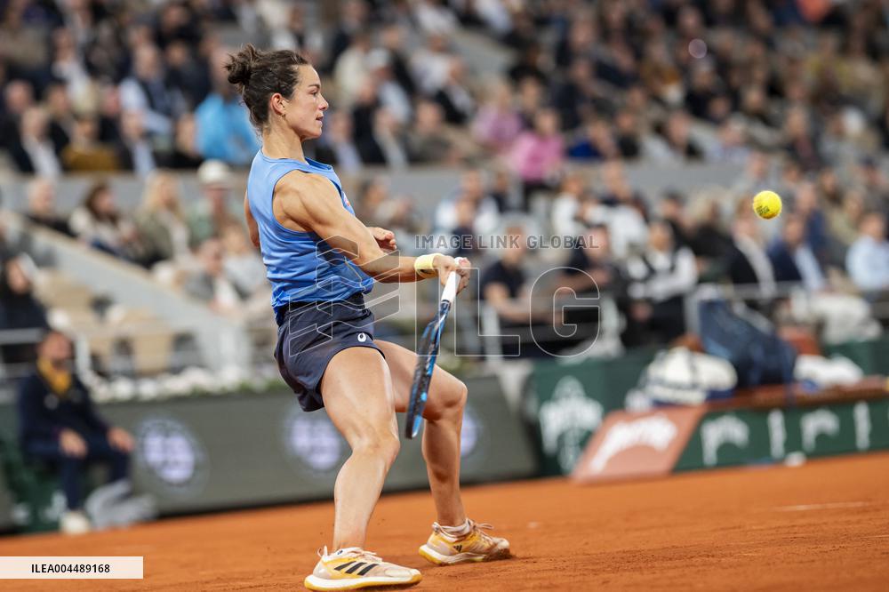 French Open - Lois Boisson Eliminates Mirra Andreeva in The Quarter-Finals