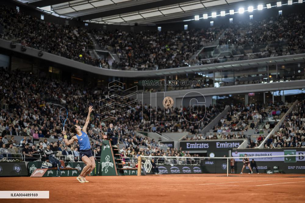French Open - Lois Boisson Eliminates Mirra Andreeva in The Quarter-Finals