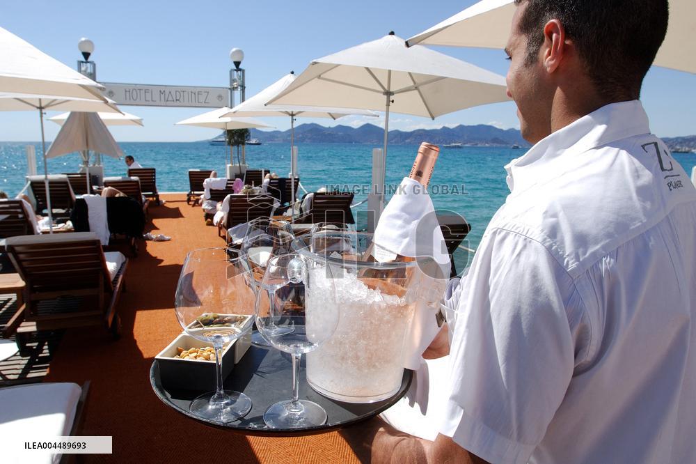 Illustration - Cannes Croisette