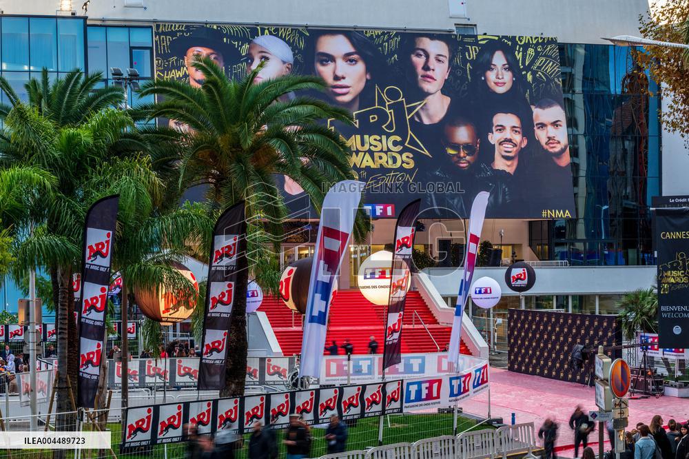 Illustration - Cannes Croisette