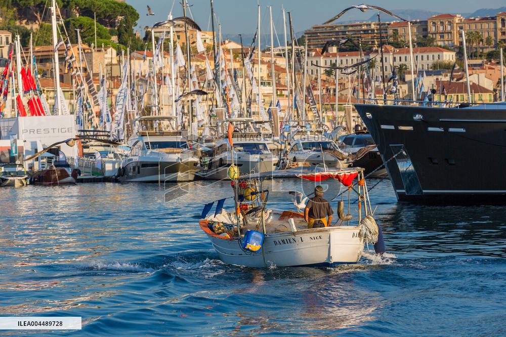 Illustration - Cannes Croisette