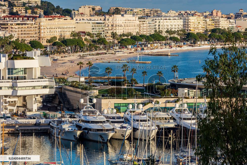 Illustration - Cannes Croisette