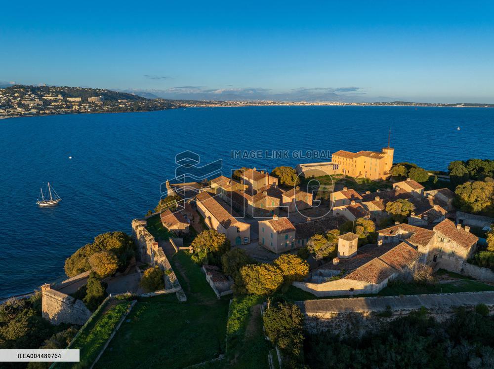 Illustration - Cannes Croisette