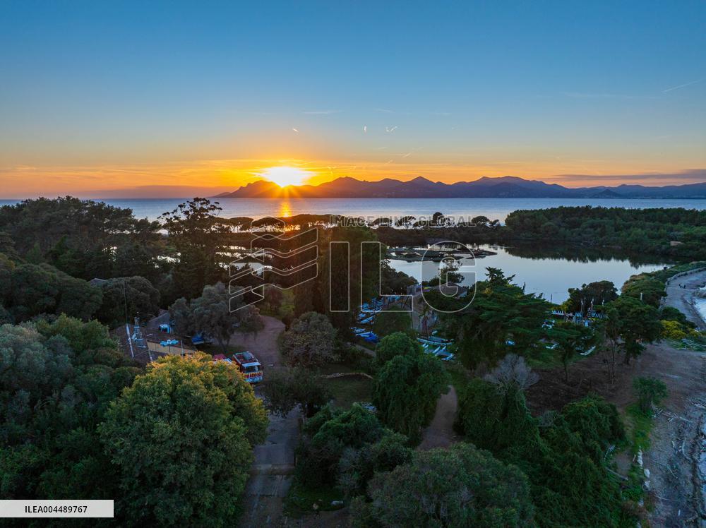 Illustration - Cannes Croisette