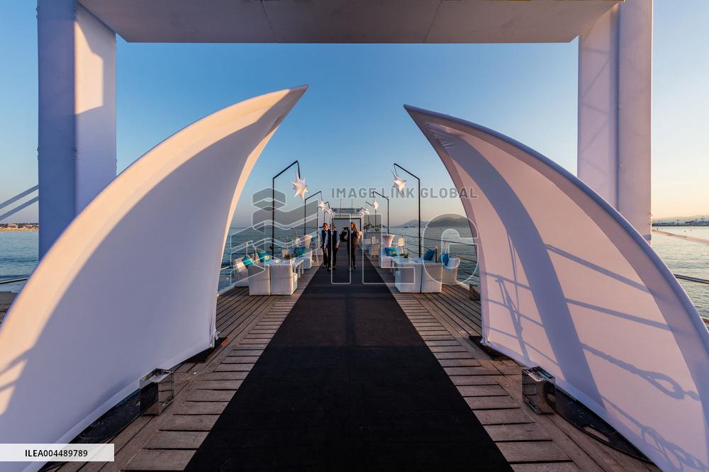 Illustration - Cannes Croisette