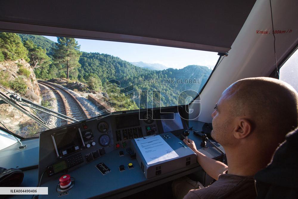 Illustration - Economy