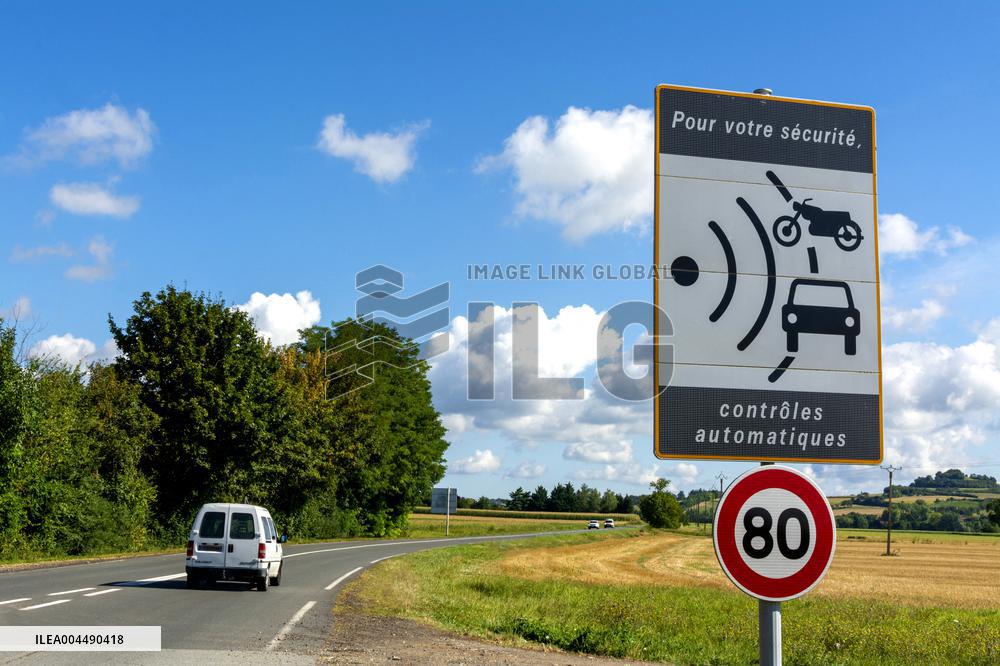 Illustration - Economy